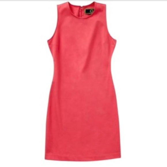 C Wonder S/L cut away shift dress in petunia pink - Picture 2 of 5